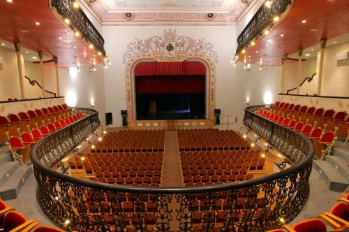 El acto de homenaje a los docentes jubilados será el 9 de marzo en el teatro Carolina Coronado